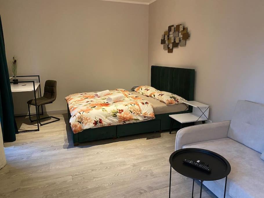 Garden Apartment Karolina Острава Екстер'єр фото