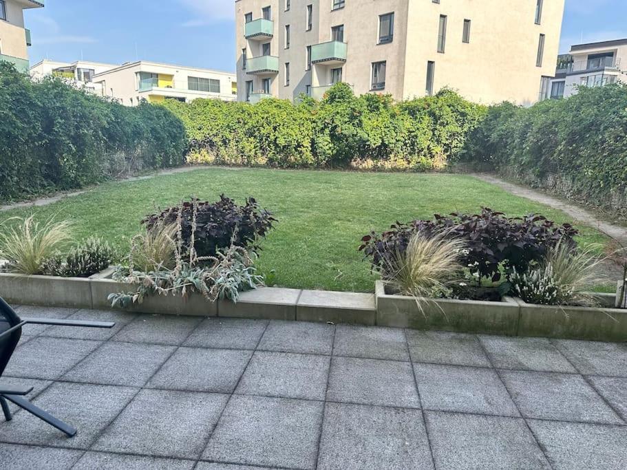 Garden Apartment Karolina Острава Екстер'єр фото